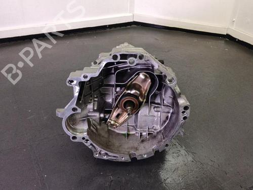 gearbox-vw-passat-b55-variant-3b6-2000-2001-2002-2003-2004-2005-35744521 main image