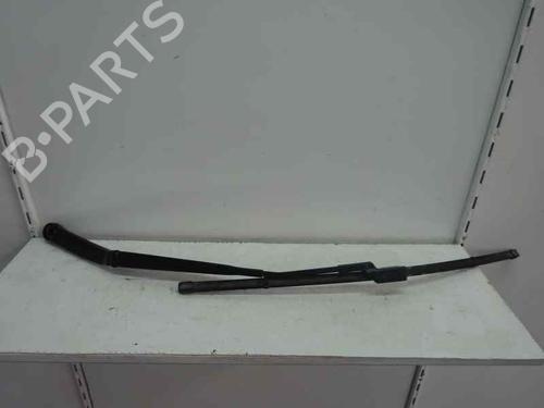 Used Front windshield wiper arm Front windshield wiper arm 10109426 10109426