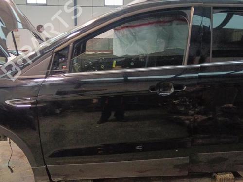 Used Left front door Left front door 35744616 35744616