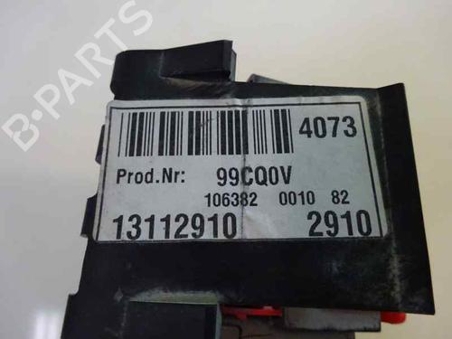 Used Fuse box Fuse box 1449981 1449981
