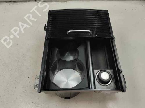 Used Glove box Glove box 26555743 26555743