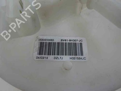 Used Fuel pump Fuel pump 8124837 8124837