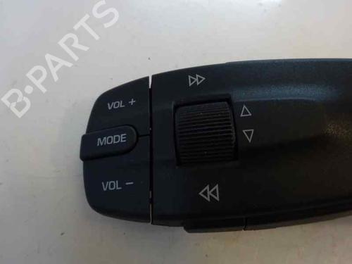 Used Switch Switch SEAT IBIZA IV (6J5, 6P1) 1.6 TDI (90 hp) 2136613 2136613