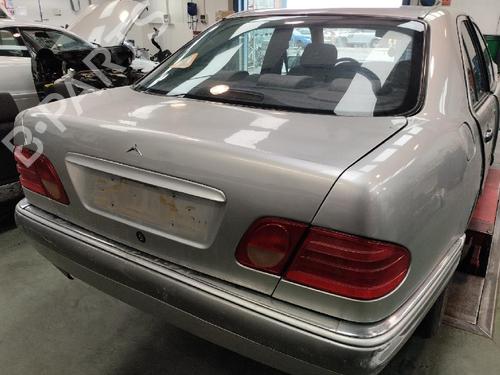 Washer pump MERCEDES-BENZ E-CLASS (W210) E 240 (210.061) | BP14171080E24