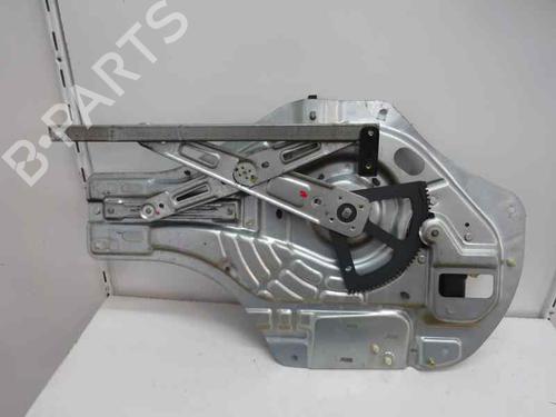 Rudehejsemekanisme ventre foran HYUNDAI TUCSON (JM) 2.0 All-wheel Drive (141 hp) 9500092