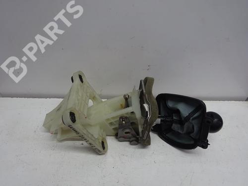 Used Gear lever MITSUBISHI GRANDIS (NA_W) 2.0 DI-D (NA8W) (136 hp) 10988163