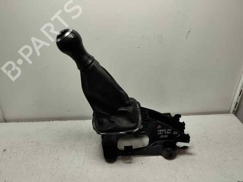 Leva del cambio TOYOTA YARIS (_P13_) 1.0 (KSP130_, KSP130) (69 hp) 30540341