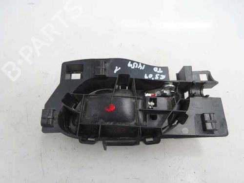 Used Rear right interior door handle Rear right interior door handle 7518381 7518381
