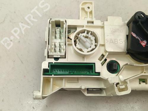 Used Climate control Climate control RENAULT CLIO II (BB_, CB_) 1.2 16V (BB05, BB0W, BB11, BB27, BB2T, BB2U, BB2V, CB05,... (75 hp) 35741297 35741297