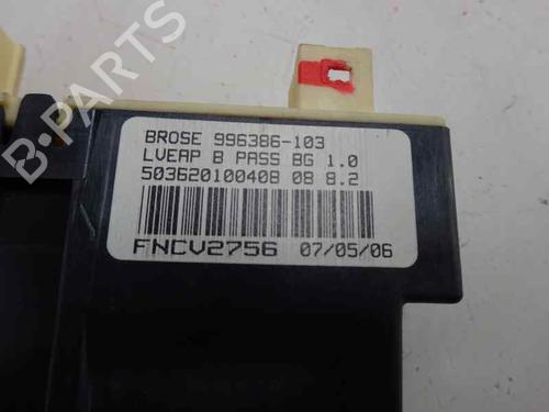 Portierruitmotor rechtsvoor CITROËN C5 II (RC_) 1.6 HDi (RC8HZB) (109 hp) 3154139