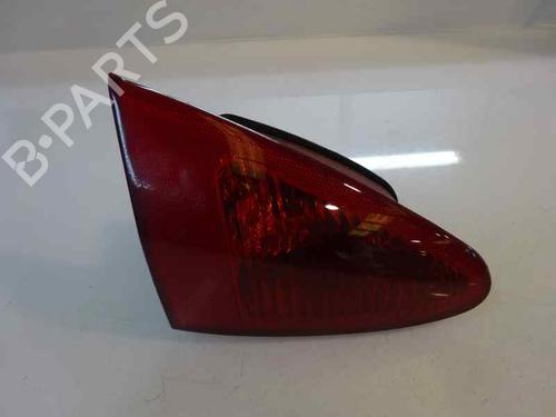 Piloto izquierdo del maletero ALFA ROMEO 147 (937_) 1.9 JTD 16V (937.AXG1B, 937.BXG1B) (140 hp) 1368476