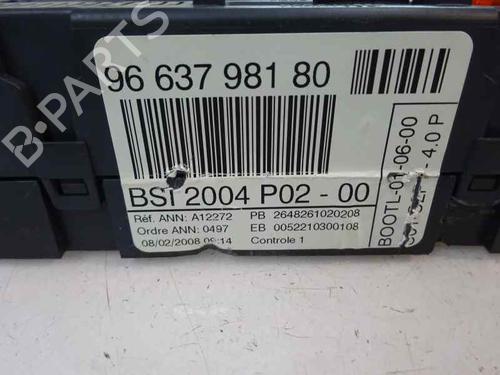 Scatola Fusibili PEUGEOT 308 I (4A_, 4C_) 1.6 HDi (109 hp) 8681661