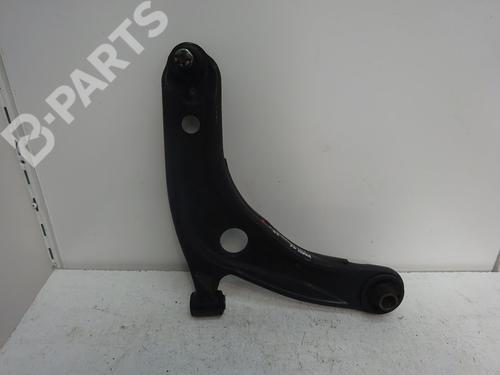 Used Right front suspension arm TOYOTA YARIS (_P9_) 1.3 VVT-i (SCP90_, SCP90R) (87 hp) 11734892