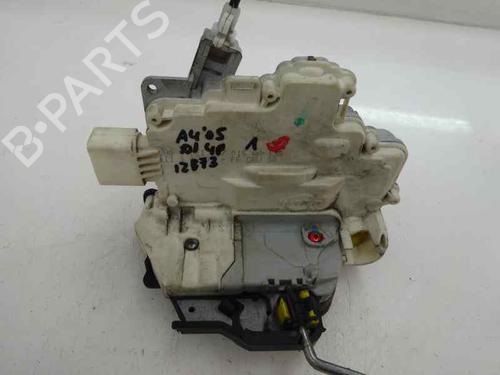 Used Front left lock AUDI A4 B7 (8EC) 2.5 TDI (163 hp) 5849674