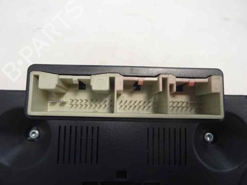 Used Climate control Climate control 9674989 9674989