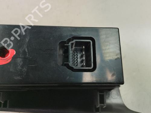 Used Left front window switch Left front window switch 17773580 17773580