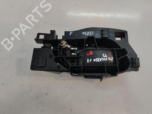 Used Rear left interior door handle Rear left interior door handle 16882973 16882973