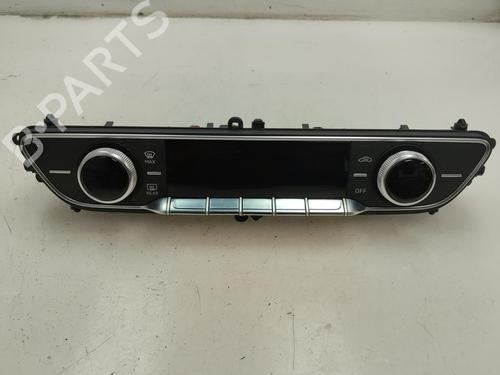 AC Styreenhet / Manøvreringsenhet AUDI A4 B9 Avant (8W5, 8WD) [2015-2025]  18693303
