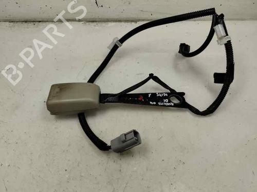 Used Seat buckle TOYOTA AVENSIS Saloon (_T25_) 2.0 D-4D (CDT250_, CDT250R) (116 hp) 30742494