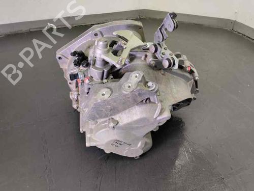 manual-gearbox-saab-9-3-ys3f-e79-d79-d75-r08022600f4-2008-2002-2003-2004-2005-2006-2007-2008-2009-2010-2011-2012-2013-2014-2015-22296260 main image