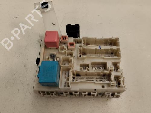 Used Fuse box TOYOTA VERSO (_R2_) 2.0 D-4D (AUR20_, AUR20R) (124 hp) 16785632