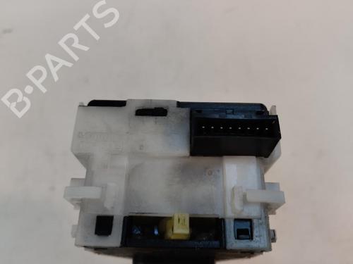 Used Headlight switch NISSAN QASHQAI I VAN (J10) 2.0 dCi All-wheel Drive (150 hp) 16310145