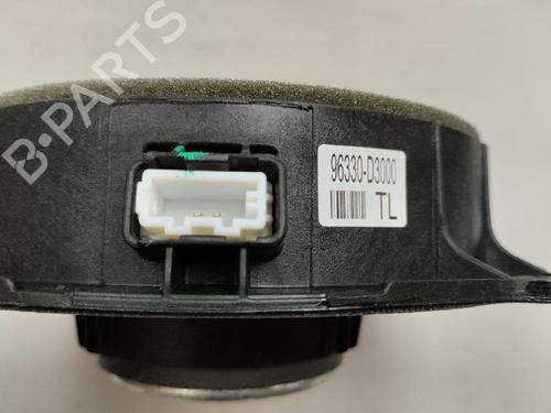 Used Radio HYUNDAI TUCSON (JM) 2.0 All-wheel Drive (141 hp) 20111359