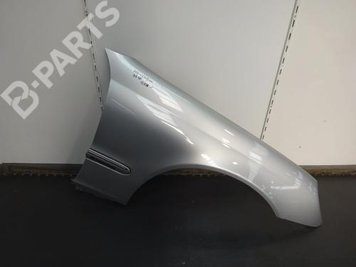 Used Right front fenders Right front fenders MERCEDES-BENZ C-CLASS (W203) C 270 CDI (203.016) (170 hp) 11184028 11184028