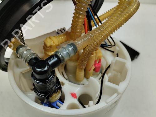 Fuel pump SEAT LEON (5F1) | BP21271335M76