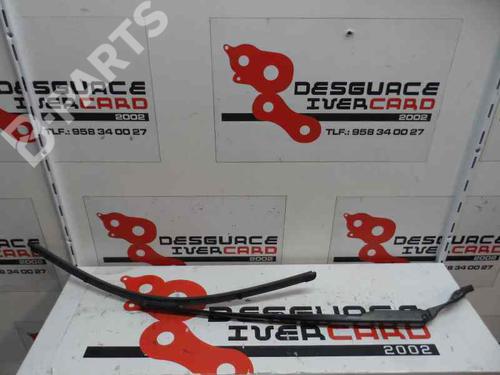 Used Front windshield wiper arm CITROËN C4 I (LC_) 1.4 16V (88 hp) 3469009