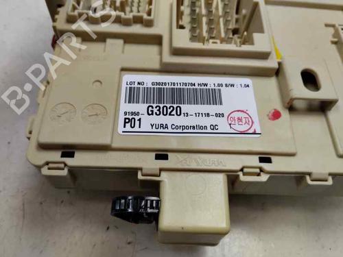 fuse-box-hyundai-i30-pde-pd-pden-91950-g3020-2017-2016-21772618 main image