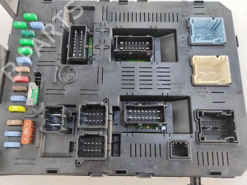 Used Fuse box PEUGEOT 307 (3A/C) 1.6 HDi 110 (109 hp) 13250981