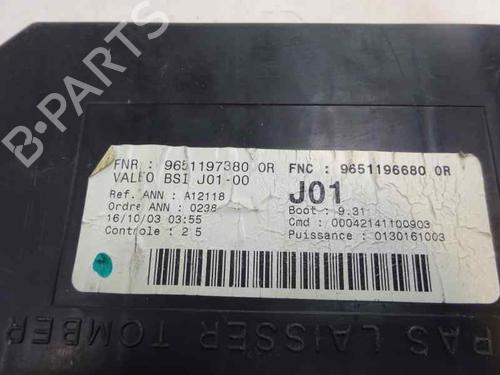 Used Fuse box CITROËN C5 I (DC_) 2.0 HDi (DCRHZB, DCRHZE) (109 hp) 6692652