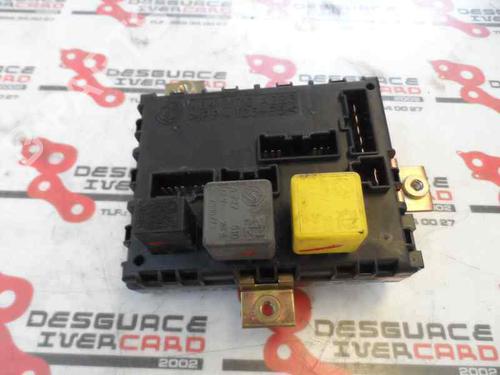 Used Fuse box Fuse box 586141 586141