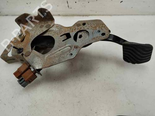 Used Break pedal Break pedal 22713456 22713456