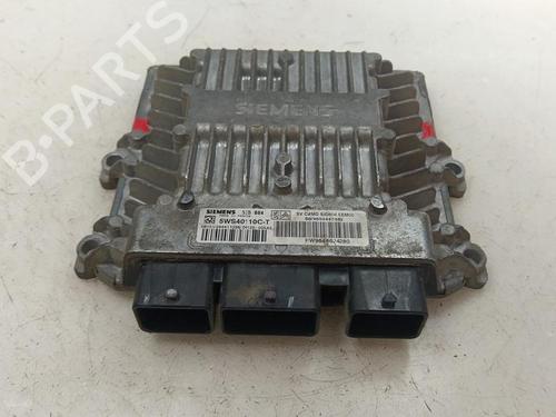 Used Engine control unit (ECU) Engine control unit (ECU) 35742989 35742989