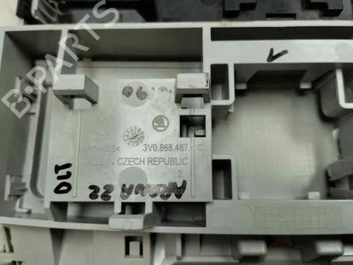 Used Interior roof light SEAT ARONA (KJ7, KJP) 1.0 TSI (110 hp) 22183874