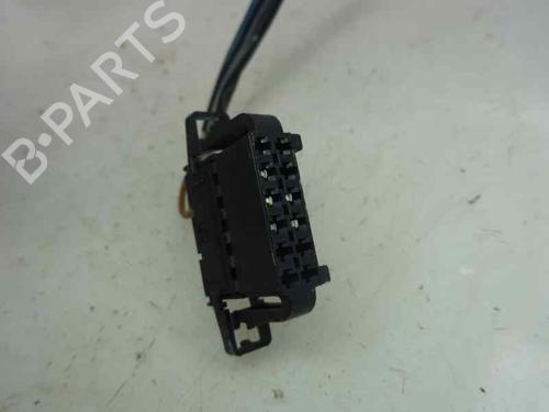 Spiegel buiten rechts VW PASSAT B5 (3B2) 1.9 TDI (115 hp) 9500104