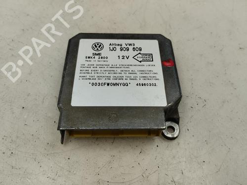 ecu-airbags-vw-golf-iv-1j1-1997-1998-1999-2000-2001-2002-2003-2004-2005-2006-2007-2008-35740410 main image