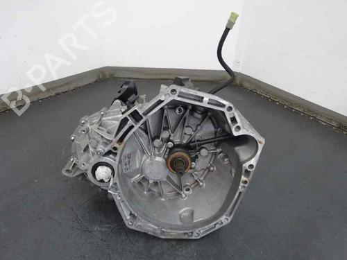Used Gearbox Gearbox RENAULT MEGANE III Hatchback (BZ0/1_, B3_) 1.5 dCi (106 hp) 10001302 10001302