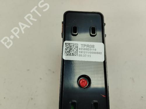 Used Right rear window switch Right rear window switch HYUNDAI TUCSON (TL, TLE) 1.6 GDi (132 hp) 20111372 20111372