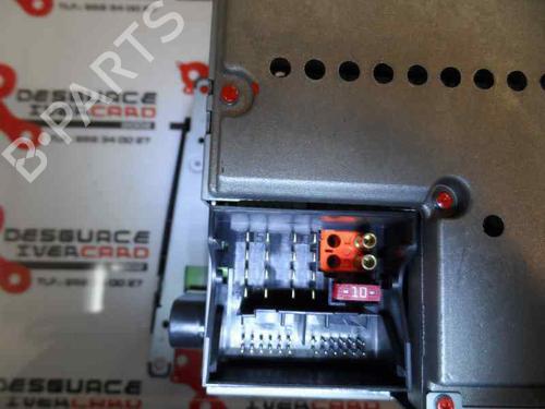 radio-mercedes-benz-c-class-w203-2005-2000-2001-2002-2003-2004-2005-2006-2007-586794 main image