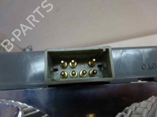 Højre baglygte MERCEDES-BENZ C-CLASS (W202) C 220 CDI (202.133) (125 hp) 2330572