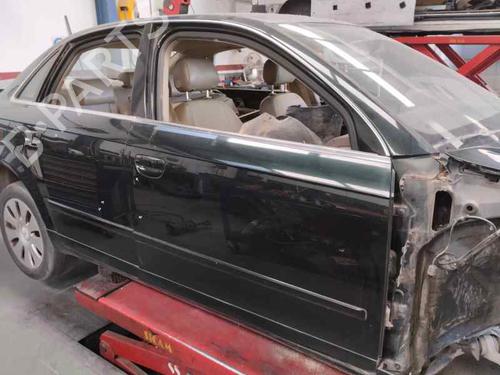 Used Right front door AUDI A4 B7 (8EC) 2.0 TDI 16V (140 hp) 22717052