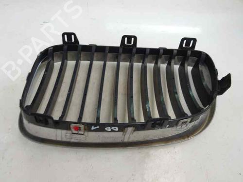 Calandre BMW 1 (E81) 118 d (143 hp) 14170431