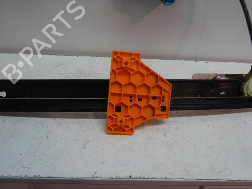 Vindusheismekanisme høyre bak AUDI A4 B6 (8E2) 1.9 TDI (130 hp) 11379895