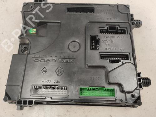 Used Fuse box Fuse box 38060440 38060440