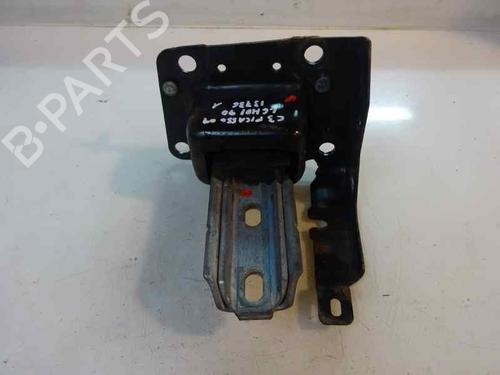 Used Engine mount Engine mount 8796944 8796944