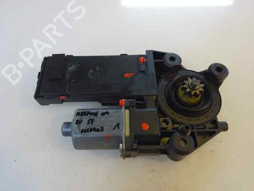 Left front window motor RENAULT MEGANE II Saloon (LM0/1_) 1.5 dCi (LM1F) | BP2807113E21