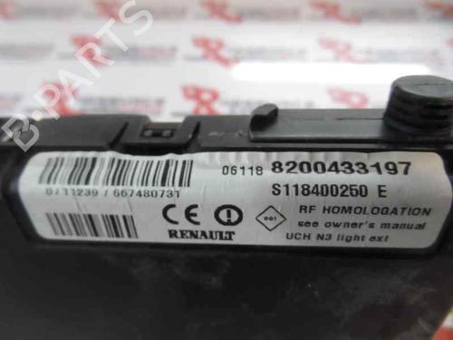 Used Fuse box Fuse box 354605 354605